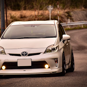 プリウス ZVW30