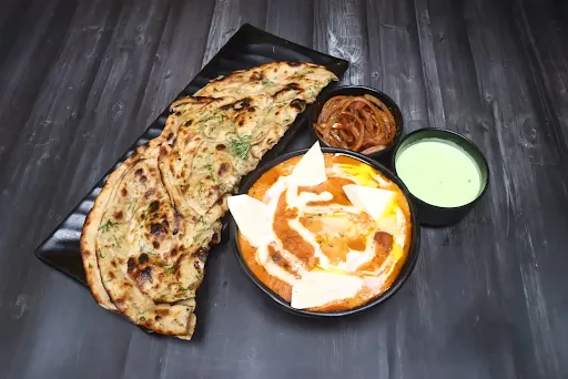 Matar Paneer [300 Ml] With 2 Lachha Paratha