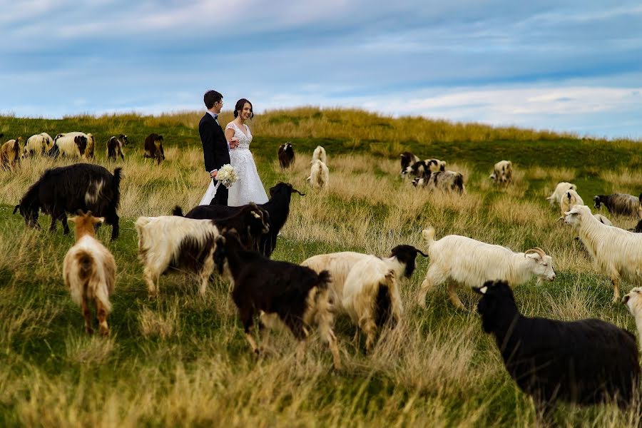 Fotógrafo de casamento Marius Marcoci (mariusmarcoci). Foto de 4 de maio 2023