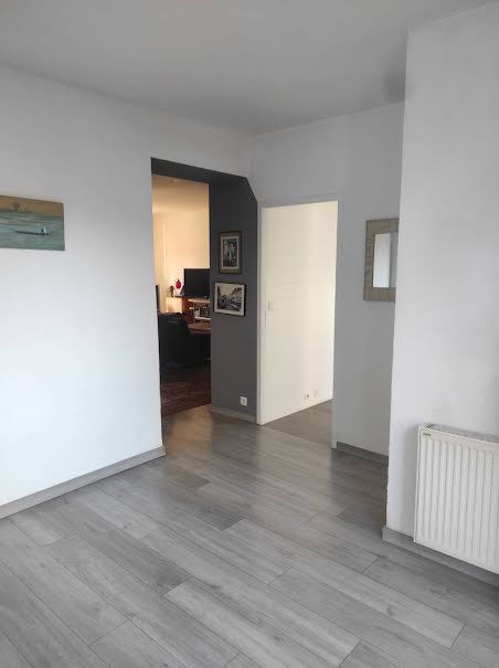 Vente appartement 3 pièces 92 m² à Les Abrets (38490), 180 000 €