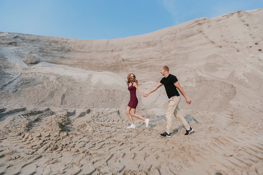 Wedding photographer Yana Vysockaya (yanavysotskaya). Photo of 29 July 2016