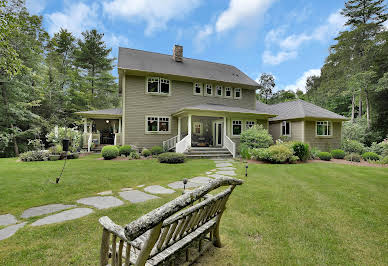 House with terrace 2