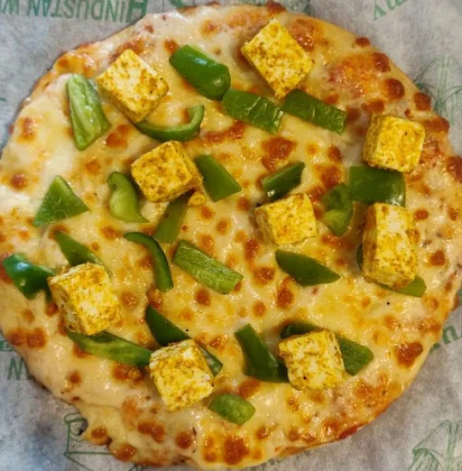 Paneer And Capsicum Pizza