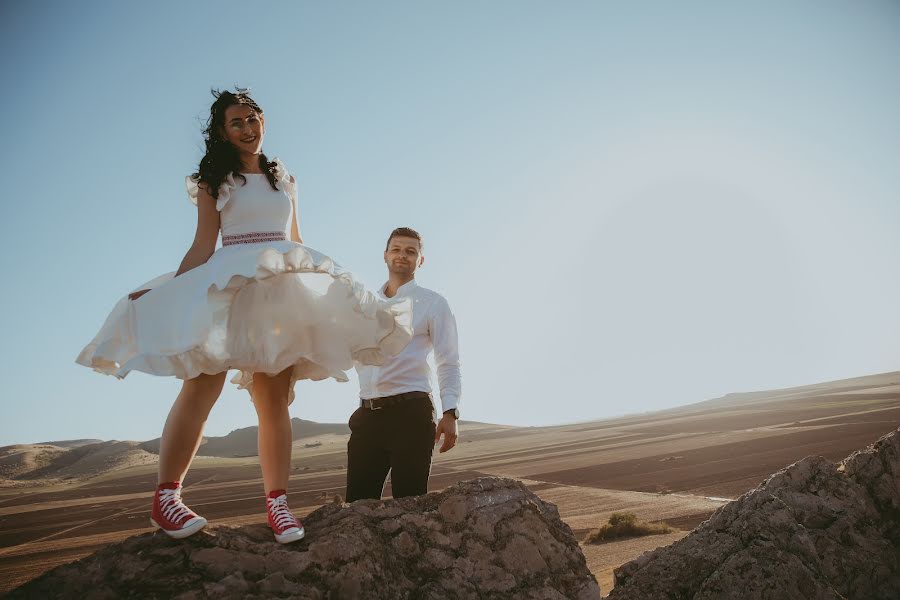 Fotografo di matrimoni Cristian Burlacu (crsphotographer). Foto del 24 settembre 2021