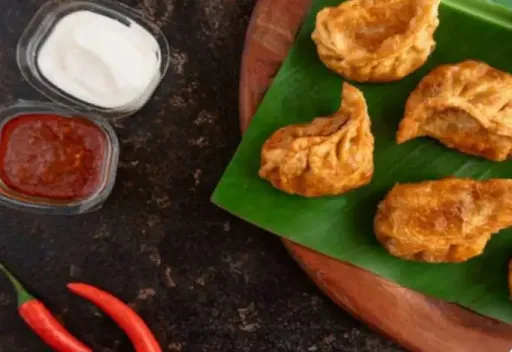 Chicken Fried Momos [8 Pieces]