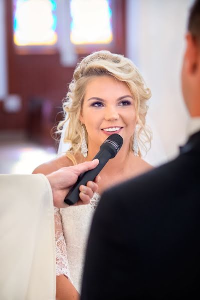 Fotógrafo de casamento Jarek Grabek (jarekgrabek). Foto de 10 de março 2020