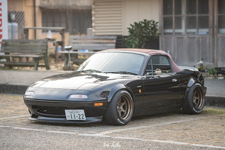 ロードスターのNAロードスター・ユーノスロードスター・ロードスター ・おは秋に関するカスタム事例の投稿画像1枚目
