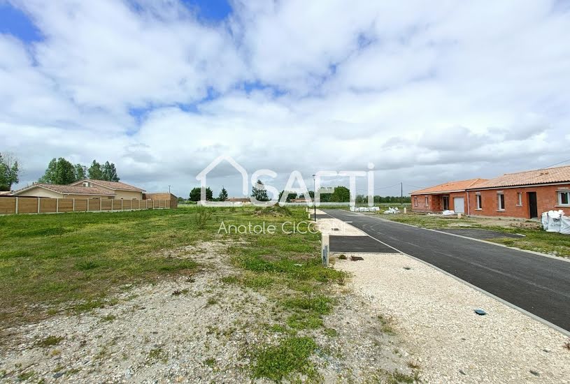  Vente Terrain à bâtir - 500m² à Cussac-Fort-Médoc (33460) 