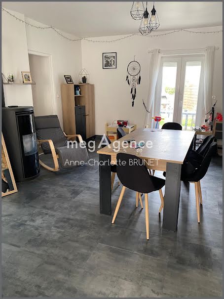 Vente maison 5 pièces 110 m² à Ambrault (36120), 123 000 €