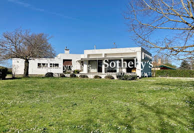 Maison avec jardin et terrasse 20