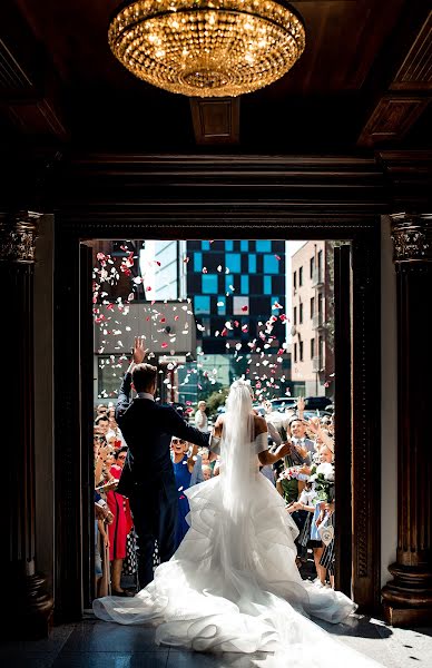 Fotógrafo de bodas Darius Tomasevic (likemoon). Foto del 14 de noviembre 2019