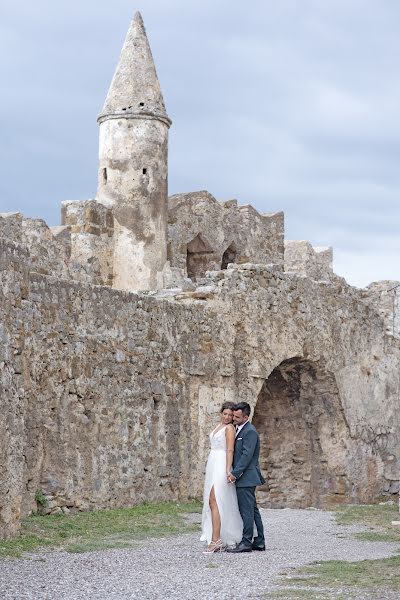 Fotógrafo de casamento Dionisios Bertsos (studiobertsos). Foto de 8 de setembro 2023