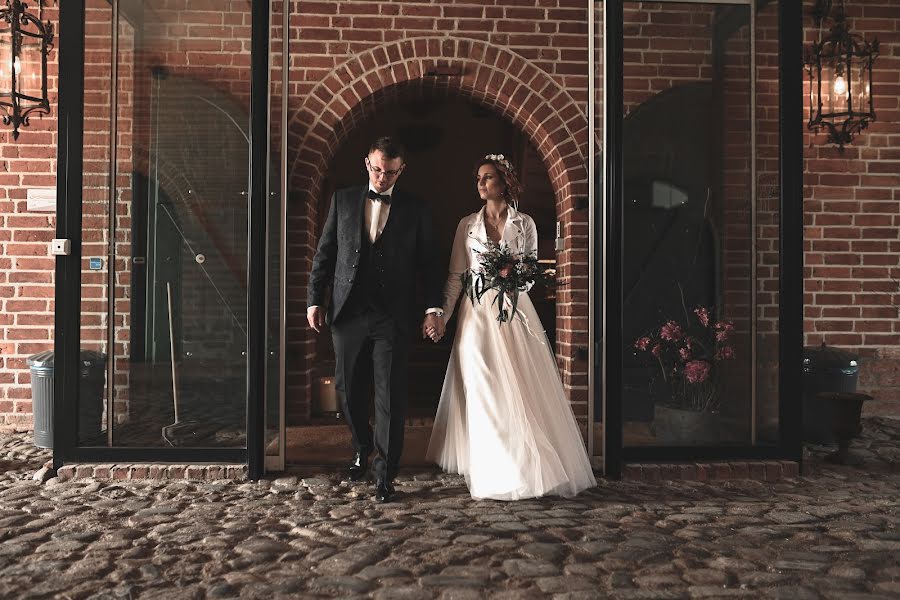 Fotógrafo de casamento Jekaterina Pominova (pominovaphoto). Foto de 9 de junho 2022