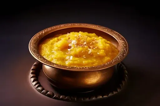 Suji Badam Kismis Halwa