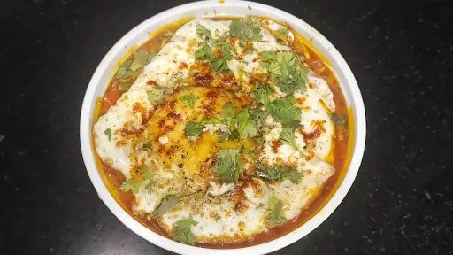 Egg Mutton Keema Ghotala [3 Eggs, 2 Pav]