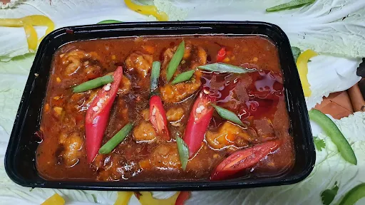 Chicken In Schezwan Gravy