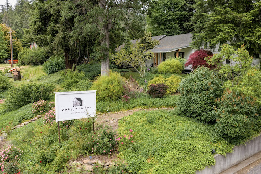 House with garden 1