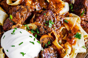Beef Stroganoff Recipe (Crock Pot)