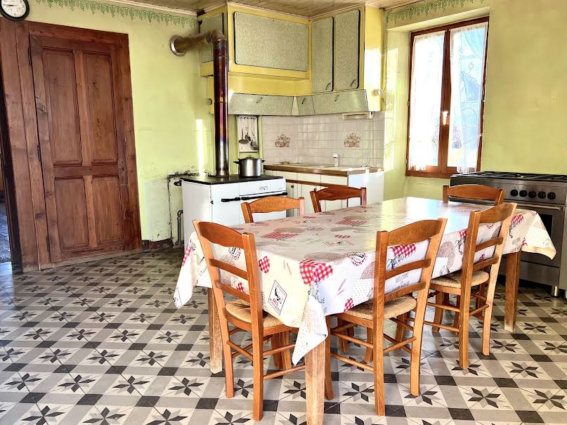 Vente ferme 8 pièces 175 m² à Etaux (74800), 811 200 €