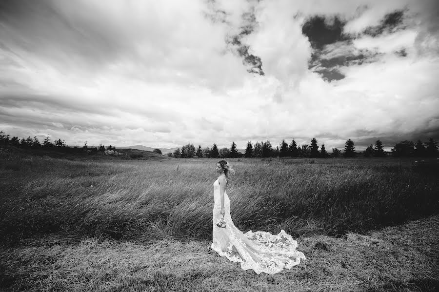 Wedding photographer Simon Varterian (svstudio). Photo of 7 October 2017