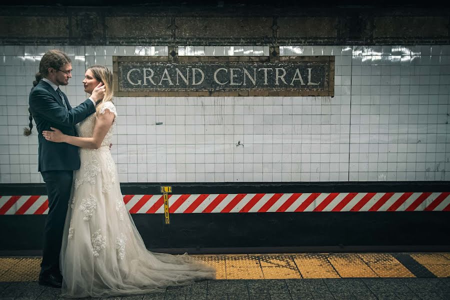 Fotógrafo de casamento Przemysław Miniatorski (kameralowe). Foto de 26 de julho 2021