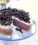 No-Bake Blueberry Cheesecake with Graham Cracker Crust Recipe | Epicurious.com was pinched from <a href="http://www.epicurious.com/recipes/food/views/No-Bake-Blueberry-Cheesecake-with-Graham-Cracker-Crust-108320" target="_blank">www.epicurious.com.</a>