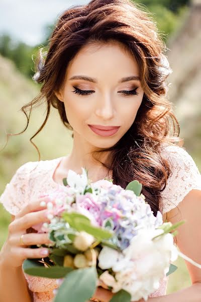 Wedding photographer Olga Yashnikova (yashnikovaolga). Photo of 4 October 2019