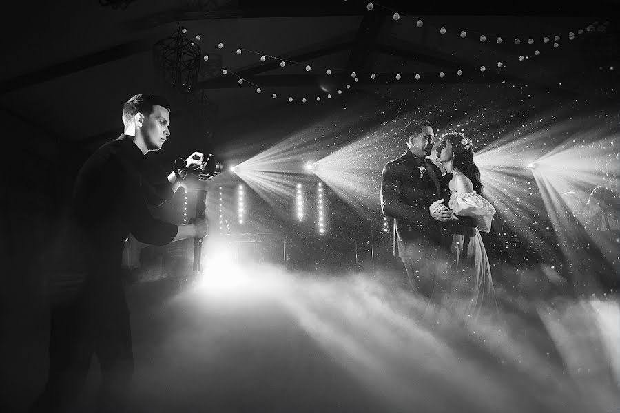 Fotógrafo de casamento Andrey Ryzhkov (andreyryzhkov). Foto de 17 de maio 2019