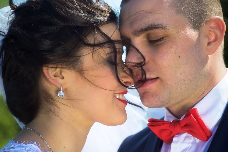 Wedding photographer Yura Yakovenko (drug108). Photo of 21 June 2014