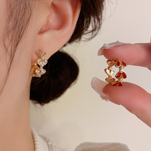 Title 2, Sweet Loving Heart Dripping Oil Ear Clip Female...