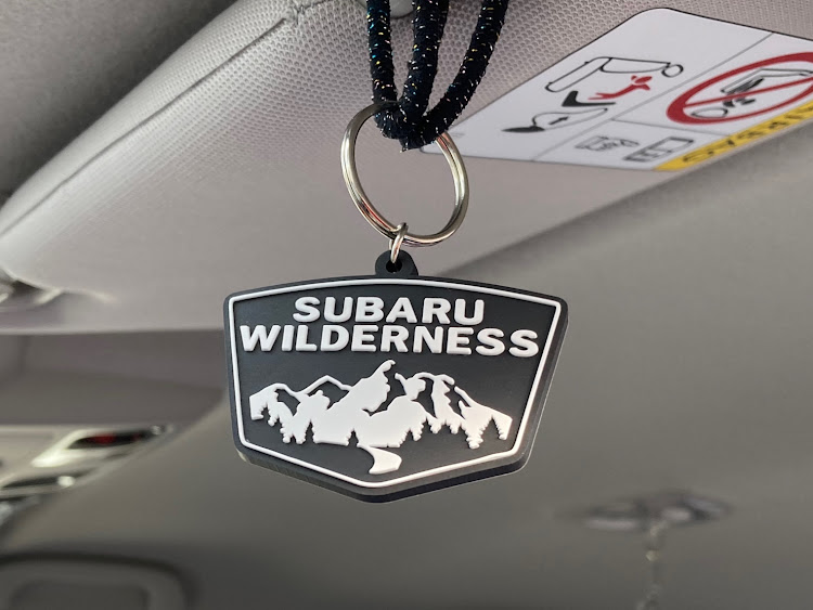 XVの中華パーツ・スバルの法則・TPMS・USパーツ・STIに関するカスタム事例の投稿画像2枚目
