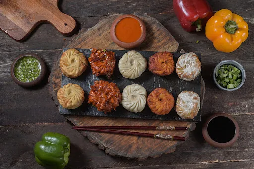 Veg Momos Combo (16 Pcs)