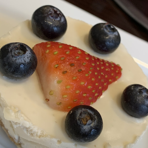 Tiny vegan cheesecake—delicious, but teeny tiny.