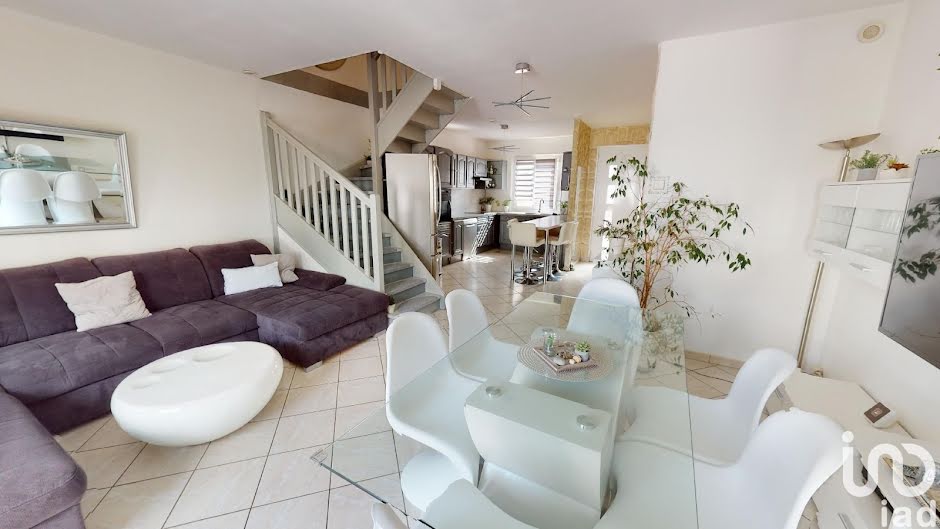 Vente maison 4 pièces 82 m² à Nandy (77176), 249 000 €