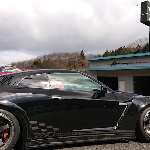 NISSAN GT-R R35