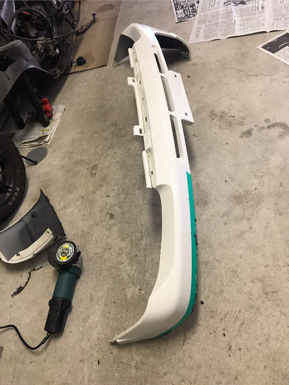 ジムニーのjb23w・ジムニー・6型・鹿児島・バンパーカットに関するカスタム事例の投稿画像2枚目