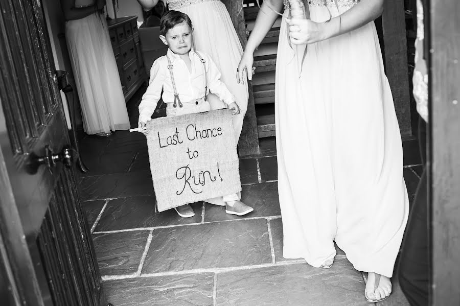 Fotografo di matrimoni Tori Deslauriers (torideslauriers). Foto del 17 giugno 2022