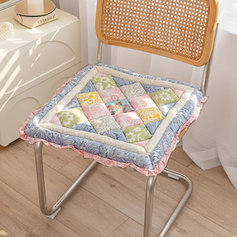 Coussins de siège en coton universels Tatami pour la maison, quatre saisons, confortables et respirants, parfaits pour un usage quotidien.