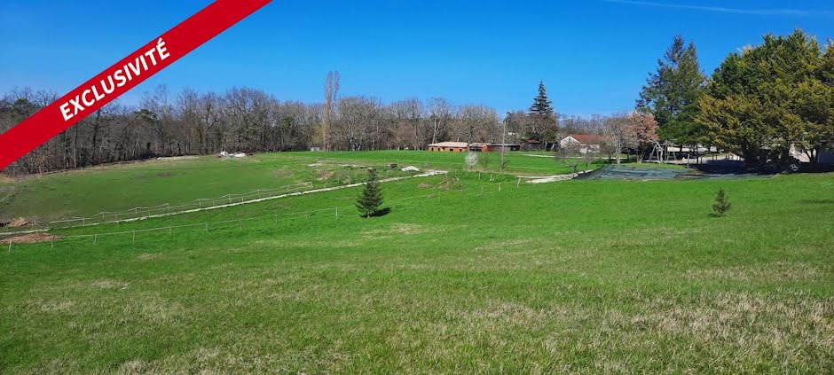 Vente terrain  2693 m² à Trélissac (24750), 82 000 €