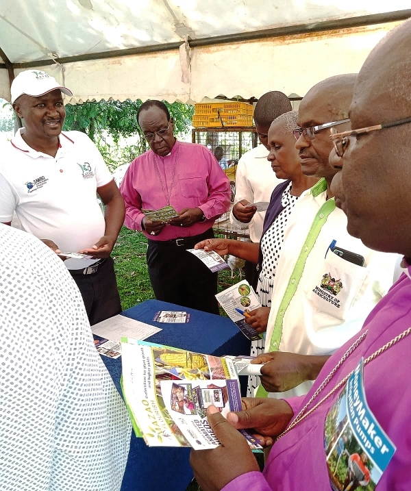 SAWBO team leader Kenya James Kamuye during a training session for farmers in Mumias West