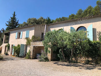 villa à Cotignac (83)