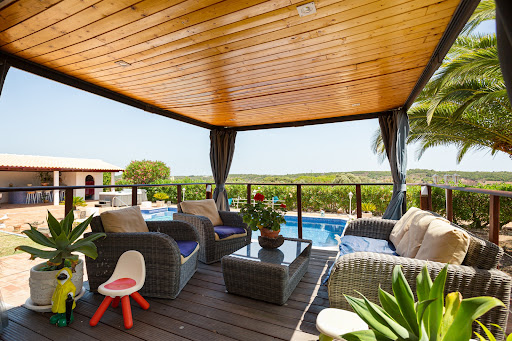 Maison avec piscine et jardin 3