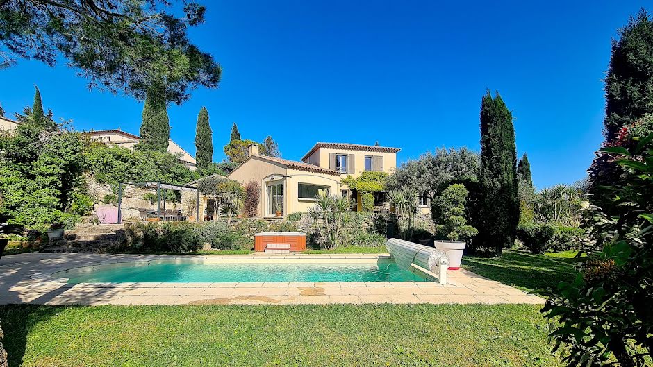 Vente maison 9 pièces 195 m² à Uzès (30700), 1 080 000 €