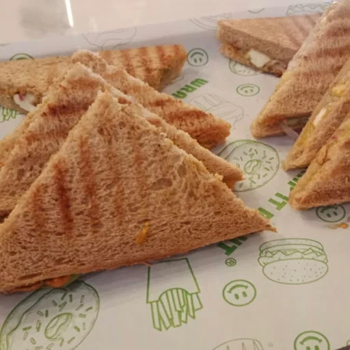 Paneer Piyaz Sandwich