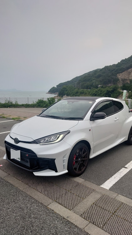 GRヤリスの海と愛車・GRヤリス・兵庫県舞子市に関するカスタム事例の投稿画像1枚目