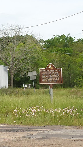 Louisiana Strikes Oil Historical Marker 