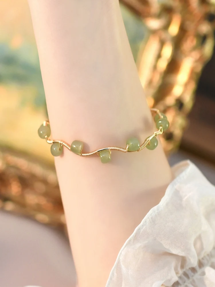 images slider number - 3