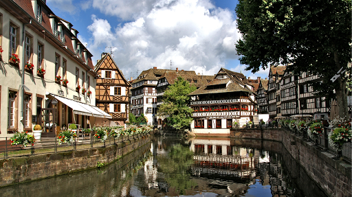 PRESSING A STRASBOURG