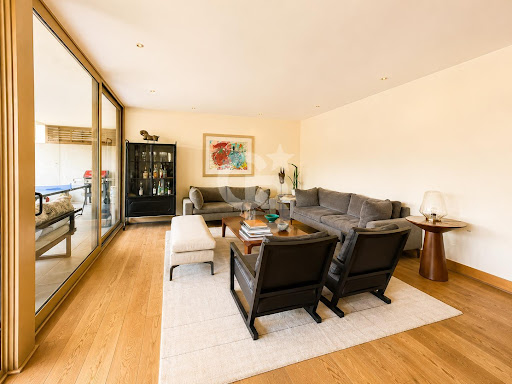 Apartment with terrace and pool 5
