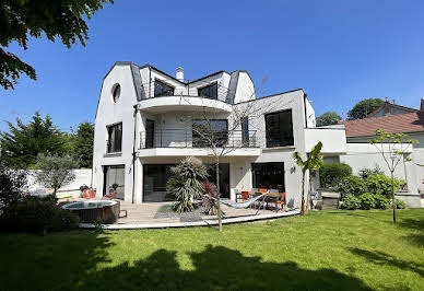 Maison avec jardin et terrasse 16